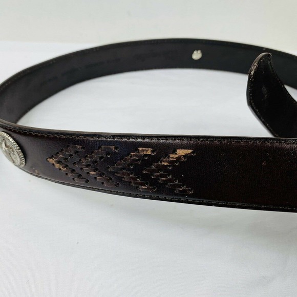 Wrangler 46 inch Brown Leather Western Concho Belt - Picture 4 of 6